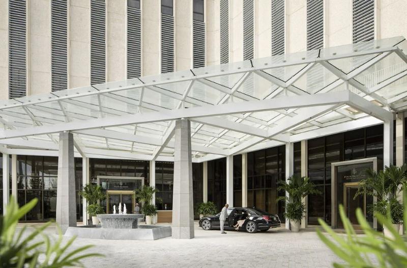 Four Seasons New Orleans Hotel Exterior photo